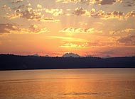 Tyee Beach House Rental Camino Island Wa view 7